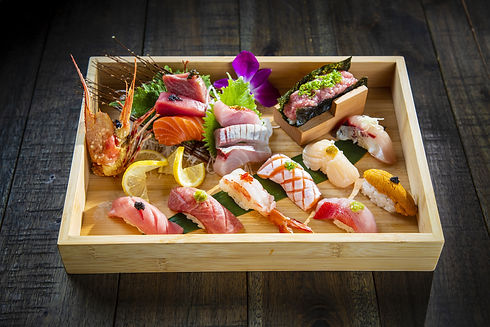 Sushi+&+Sashimi+Omakase